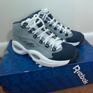 Reebok Allen Iverson Questions Basketball Sneakers youth size 5 mid top